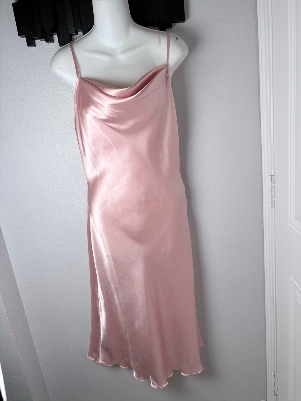 bebe Satin Slip Cowl Neck Maxi Dress in Blush Pink Womens Size S - Picture 6 of 15